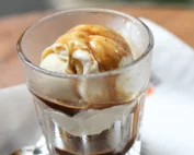 vanilla ice creamdrizzle